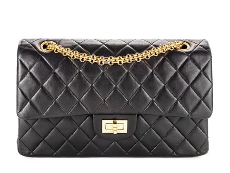 chanel 2.55 classic flap falsa|Chanel 2.55 reissue flap.